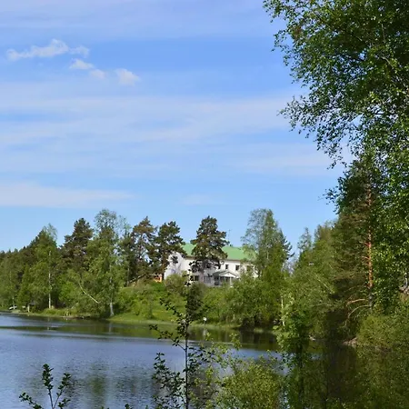 Uiskola 4* Hauho