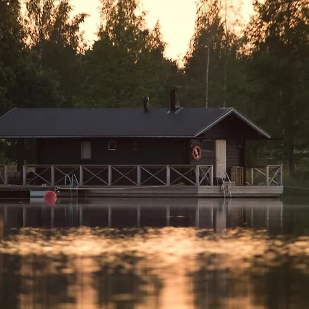 Hotel Uiskola 4*