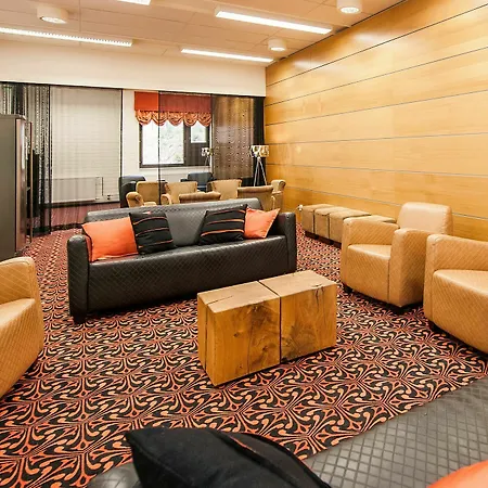 Hotel Uiskola 4*